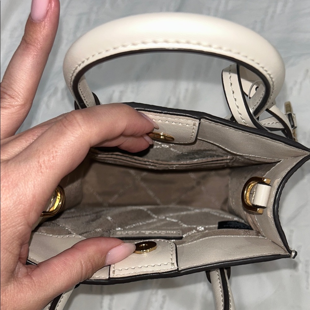 Michael Kors Mini Bag in Cream - Picture 5 of 5